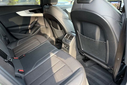 Audi A4 Avant 40 TFSI quattro S Line