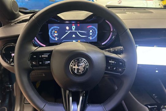 Alfa Romeo Junior 1.2 Ibrida Ti