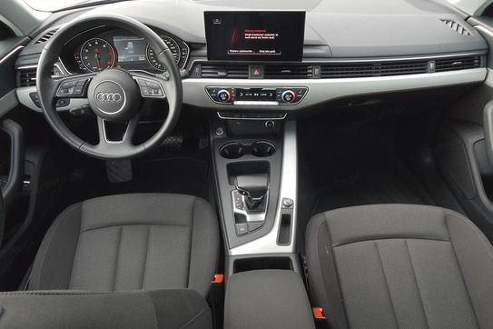 Audi A4 35 TFSI mHEV S Line S tronic