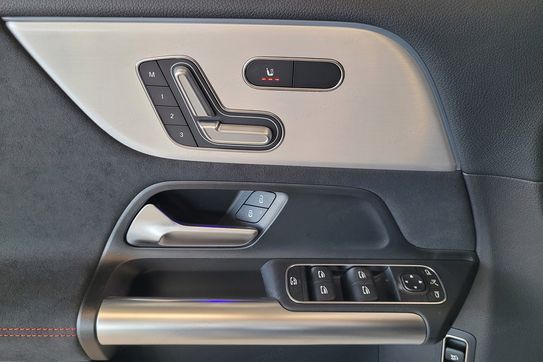 Mercedes GLA AMG  35  4-Matic