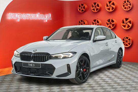 BMW Seria 3 330i xDrive M Sport sport-aut