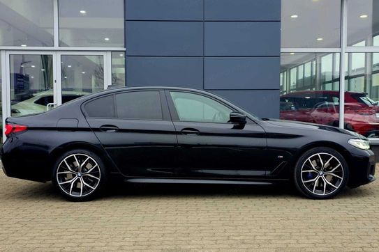 BMW Seria 5 530i xDrive M Sport