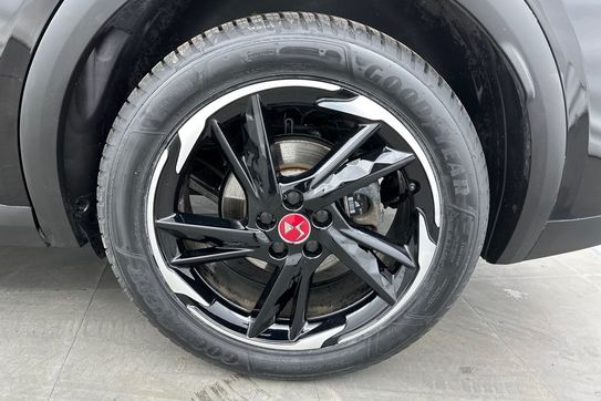 DS DS 7 Performance Line 1.6 E-Tense Hybrid AT