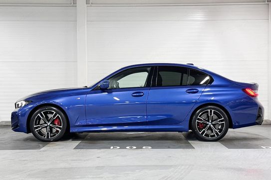 BMW Seria 3 330i xDrive M Sport