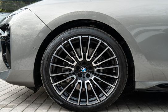 BMW Seria 7 740d xDrive M Sport