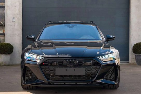 Audi A6 RS6 TFSI quattro Performance Avant