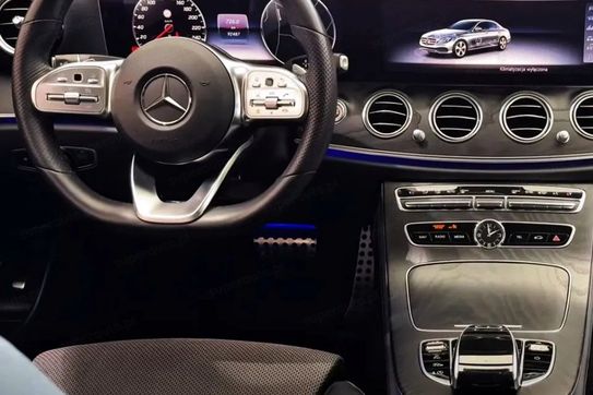Mercedes E Klasa 200 4-Matic AMG