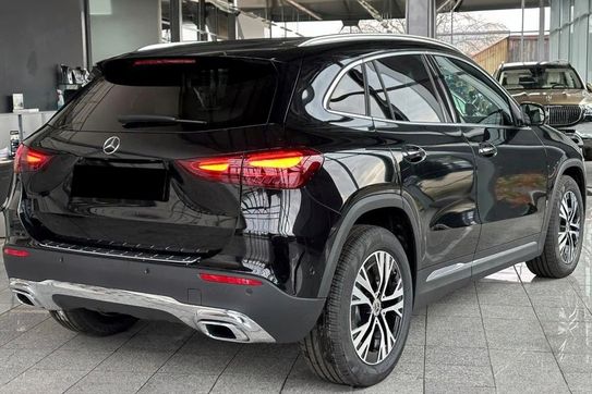 Mercedes GLA 200 Progressive