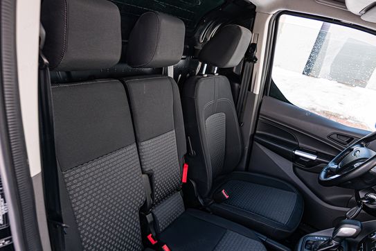 Ford Transit Connect L2H1 AT