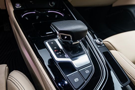 Audi A4 45 TFSI quattro S tronic