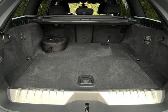 BMW Seria 5 530e xDrive M Sport sport-aut