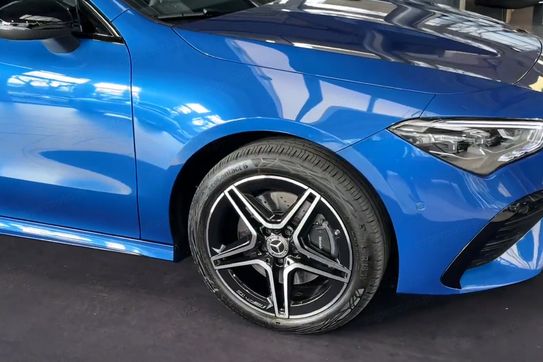 Mercedes CLA 250 4-Matic AMG Line Shooting Brake
