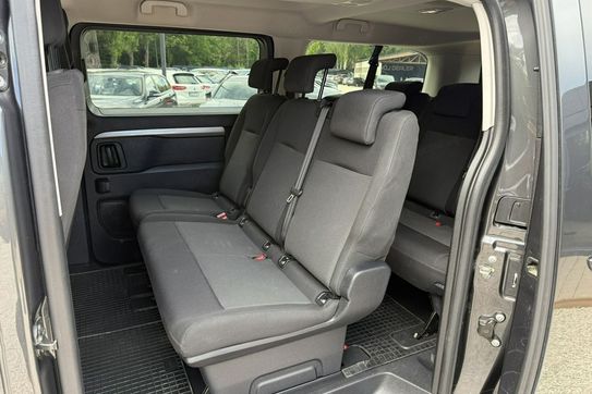 Peugeot Traveller Long Aut