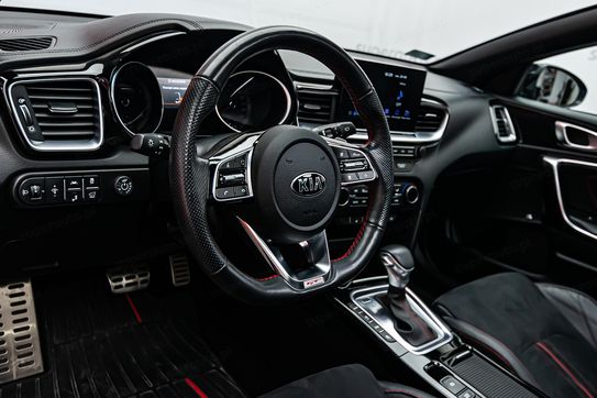 Kia ProCeed 1.6 T-GDI GT DCT
