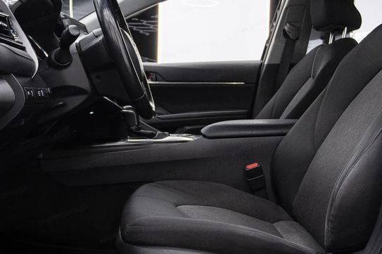 Toyota Camry 2.5 Hybrid Comfort Cvt