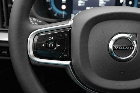 Volvo V60 B4 B Plus Dark