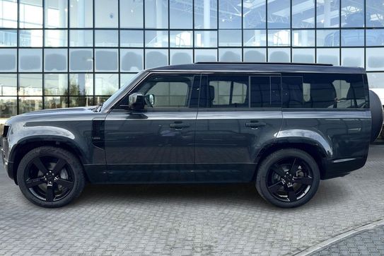 Land Rover Defender 130 3.0 D350 mHEV X-Dynamic HSE