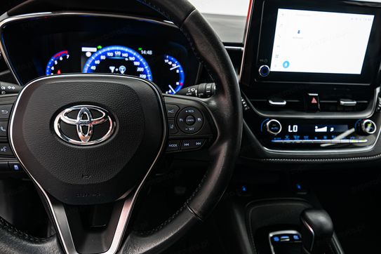 Toyota Corolla 1.8 Hybrid Style