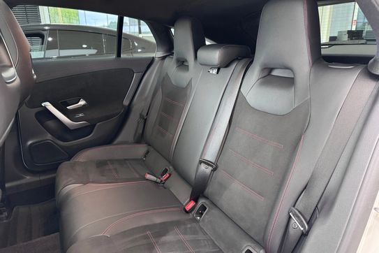 Mercedes CLA 200 d AMG Line 8G-DCT
