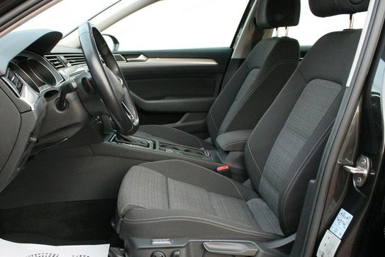 Volkswagen Passat 2.0 TSI Business DSG