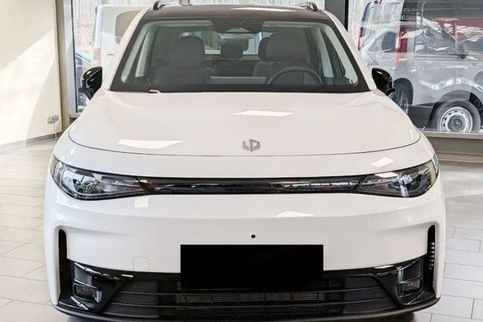 Leapmotor C10 Design 1.5 Hybrid