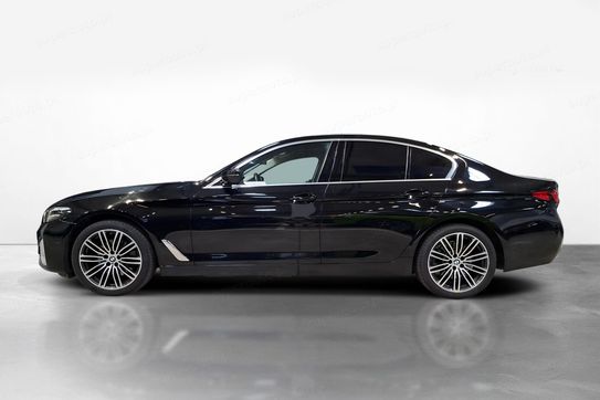 BMW Seria 5 520d xDrive mHEV Luxury Line aut