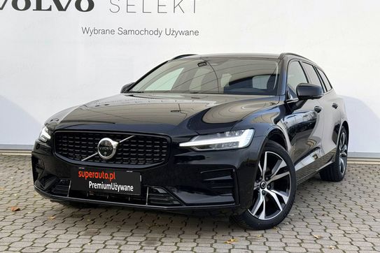 Volvo V60 B4 B Plus Dark