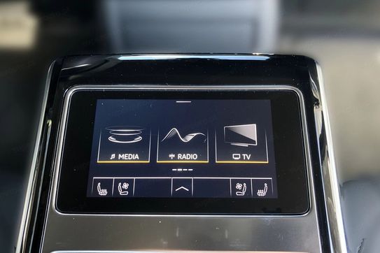 Audi A8 50 TDI quattro