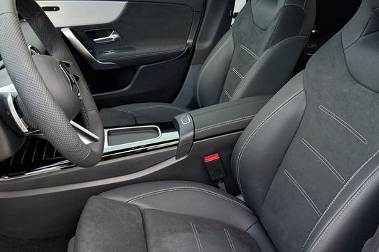 Mercedes CLA 200  AMG Line Shooting Brake