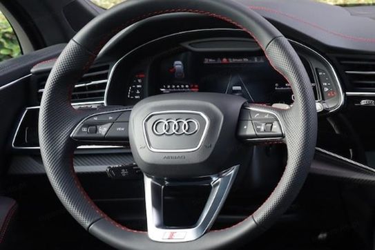 Audi Q7 SQ7 TFSI quattro