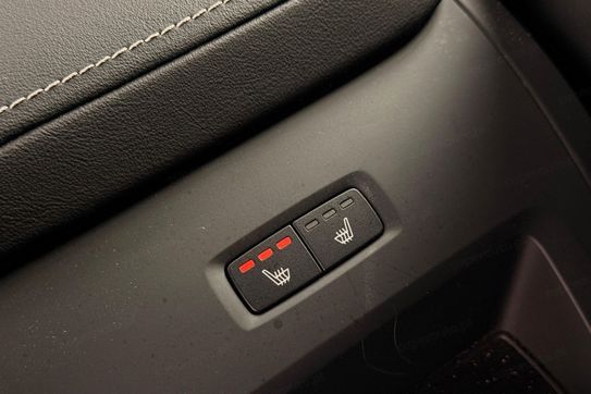 Volvo V60 B4 B Plus Dark