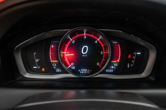Volvo XC60 D4 Momentum Plus