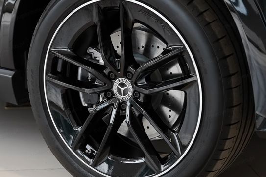 Mercedes GLE 300 d 4-Matic AMG Line