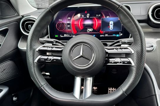 Mercedes Klasa C 200 d AMG Line