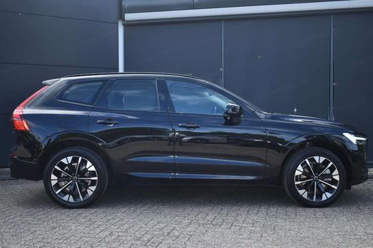 Volvo XC60 T8 Plug-In Hybrid AWD Ultra Dark