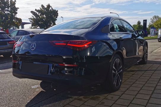 Mercedes CLA 200