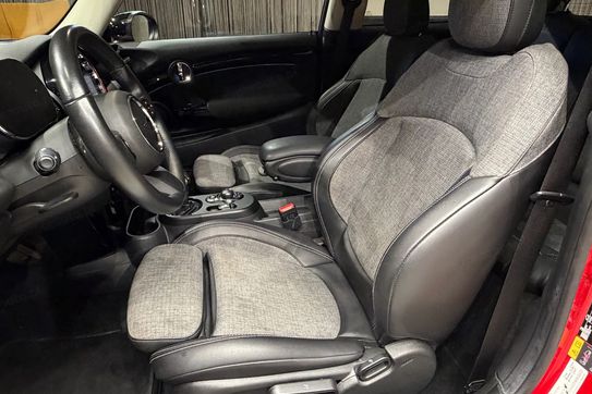Mini Mini Cooper SE Classic Trim