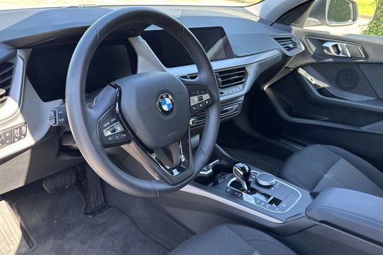 BMW Seria 1 118i Advantage aut