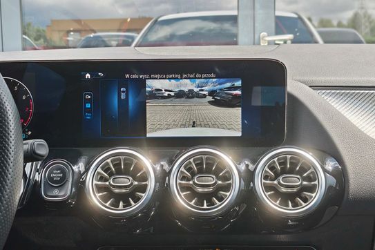 Mercedes B Klasa 200 mHEV AMG Line 7G-DCT