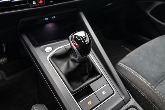 Volkswagen Golf VIII 2.0 TDI SCR Style