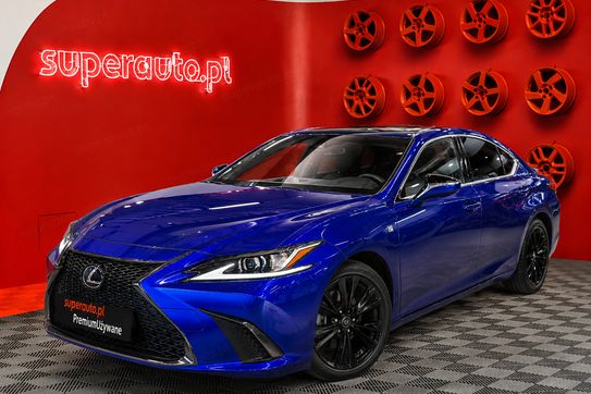 Lexus ES 300h F Sport Design