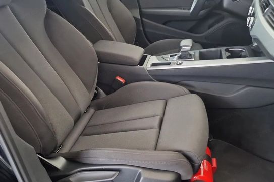 Audi A4 Avant 40 TDI Advanced