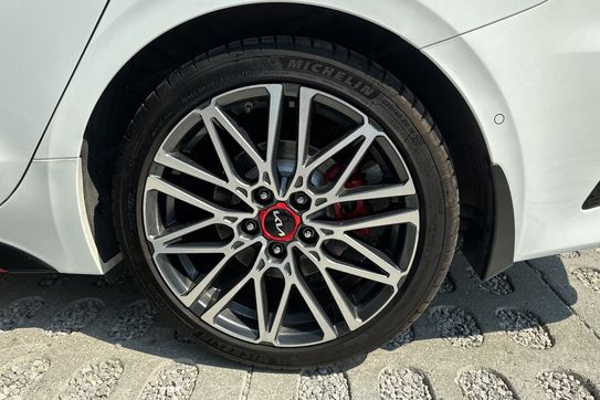 Kia ProCeed GT 1.6 T-GDI  DCT