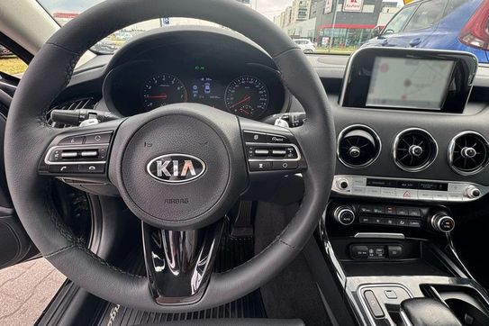 Kia Stinger 2.0 T-GDI L