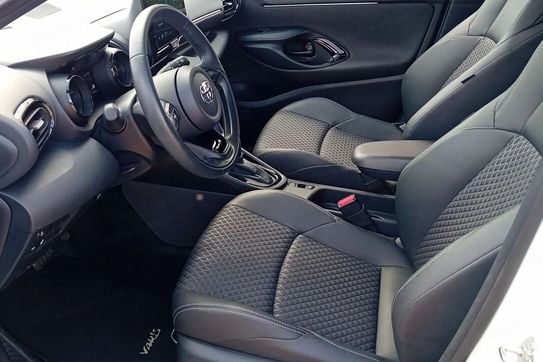 Toyota Yaris Hybrid 1.5 Selection Style