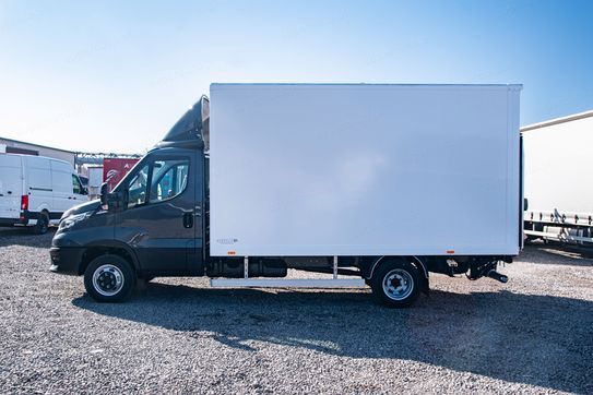 Iveco Daily 50C18 Kontener 8EP + Winda