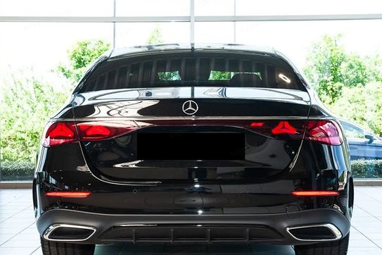 Mercedes Klasa E 220 d 4-Matic AMG