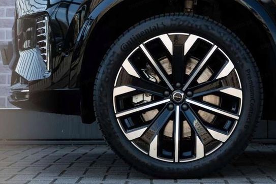 Volvo XC90 T8 AWD Plug-In Hybrid Plus Bright 7os