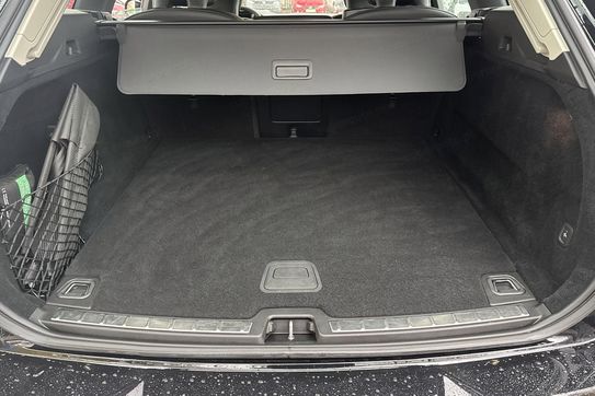 Volvo XC60 B4 B Plus Dark