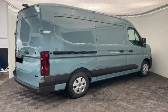 Renault Master L2H2 Extra AT9